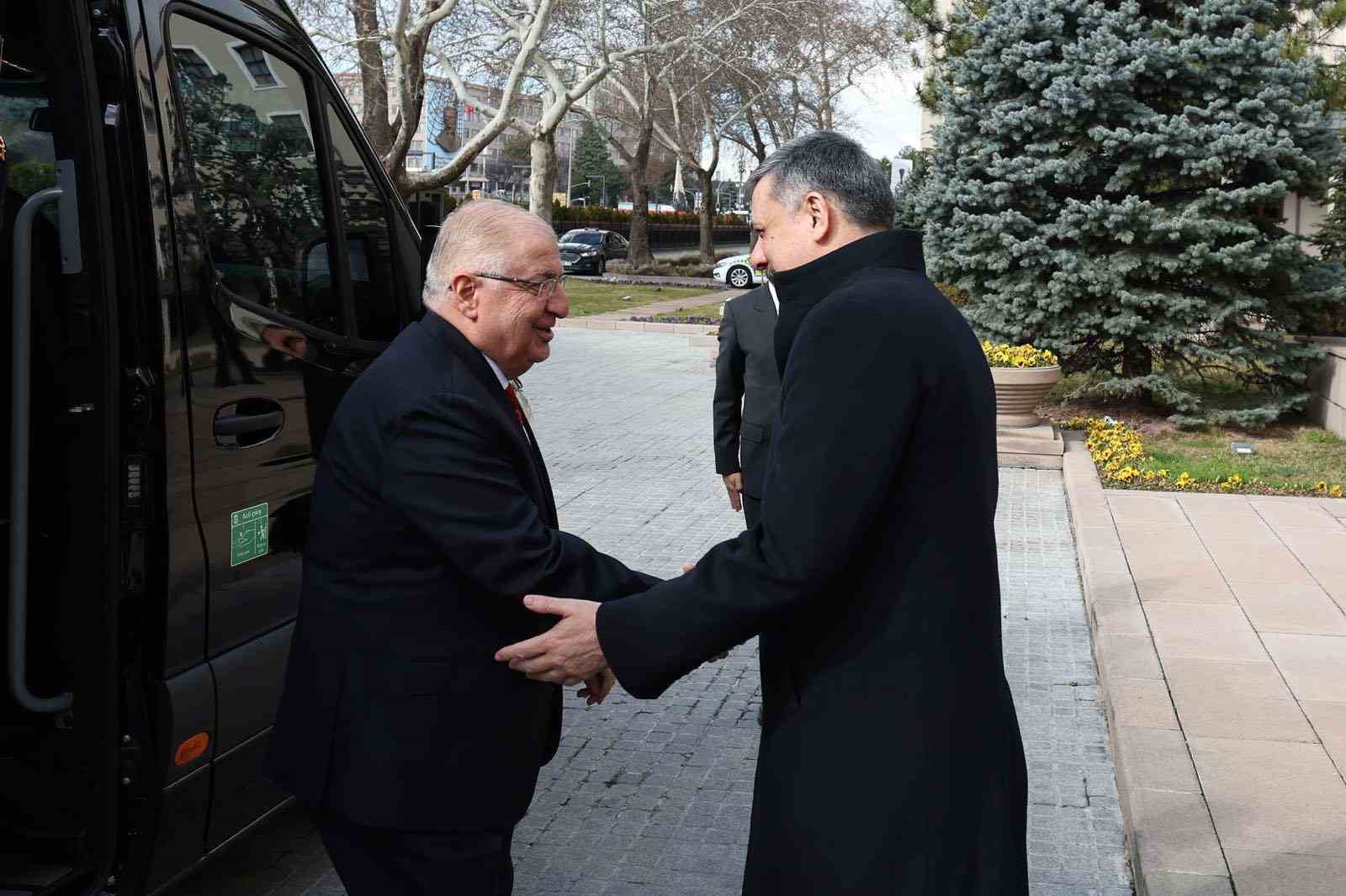 Bakan Güler ve komuta kademesinden İçişleri Bakanı Çiftçi’ye ziyaret 5 bakan guler ve komuta kademesinden icisleri bakani ciftciye ziyaret 1 JHvIeWCu