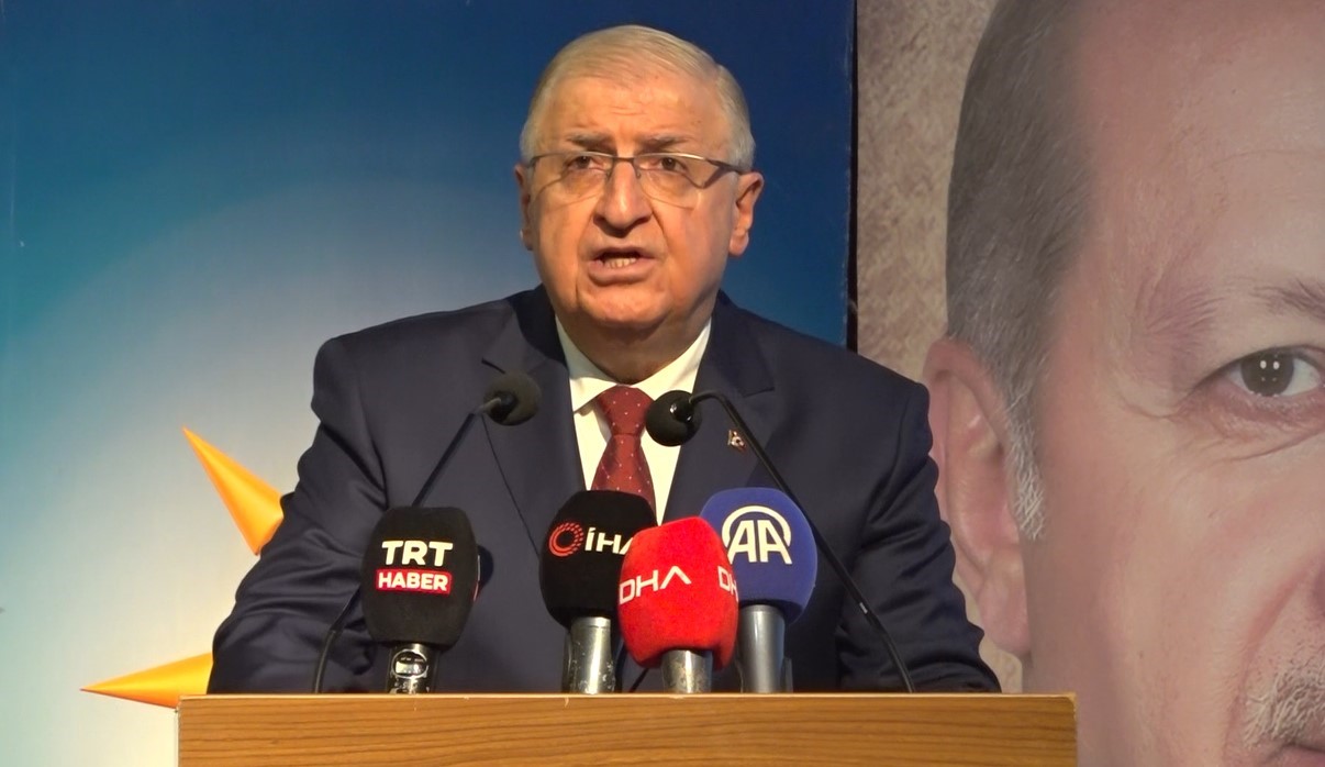 bakan guler ypgpydsdg teror orgutunun silahli unsurlarini feshederek devlet kurumlarina entegre olmasi tek cikar c7bhaRkl