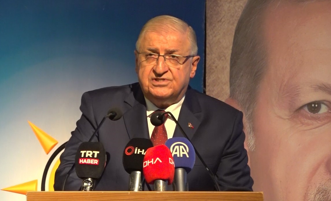 bakan guler ypgpydsdg teror orgutunun silahli unsurlarini feshederek devlet kurumlarina entegre olmasi tek cikar fmyWzJl8
