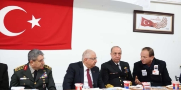 bakan-gulerden-sehit-ailelerine-ziyaret-DQaLarqW.jpg