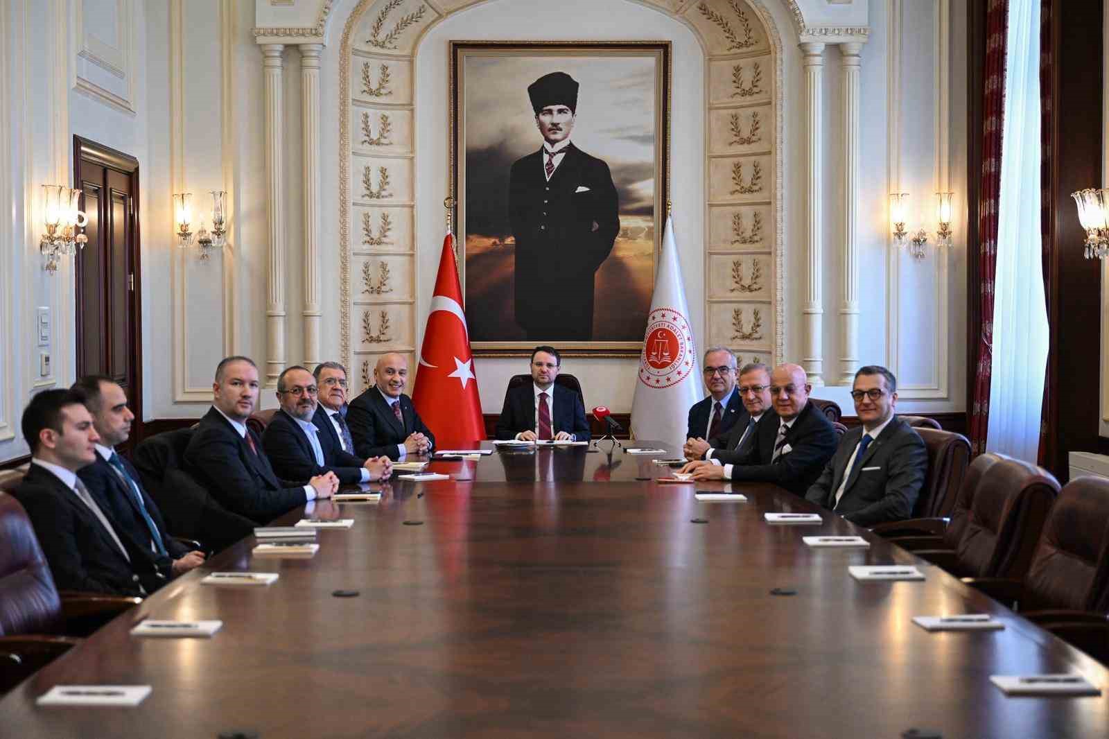 bakan gurlek 10 yili doldurmayan bir hakim ticaret mahkemesi baskani olmayacak 4 6kELrSvS