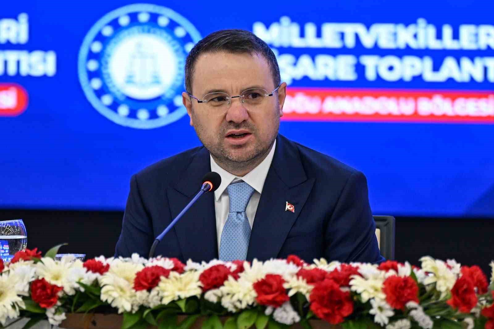 Bakan Gürlek: "15 ve 18 yaş aralığındaki çocuklara yetişkinlerle aynı oranda ceza verilmesi yönünde bir düzenleme yaptık" 5 bakan gurlek 15 ve 18 yas araligindaki cocuklara yetiskinlerle ayni oranda ceza verilmesi yonunde