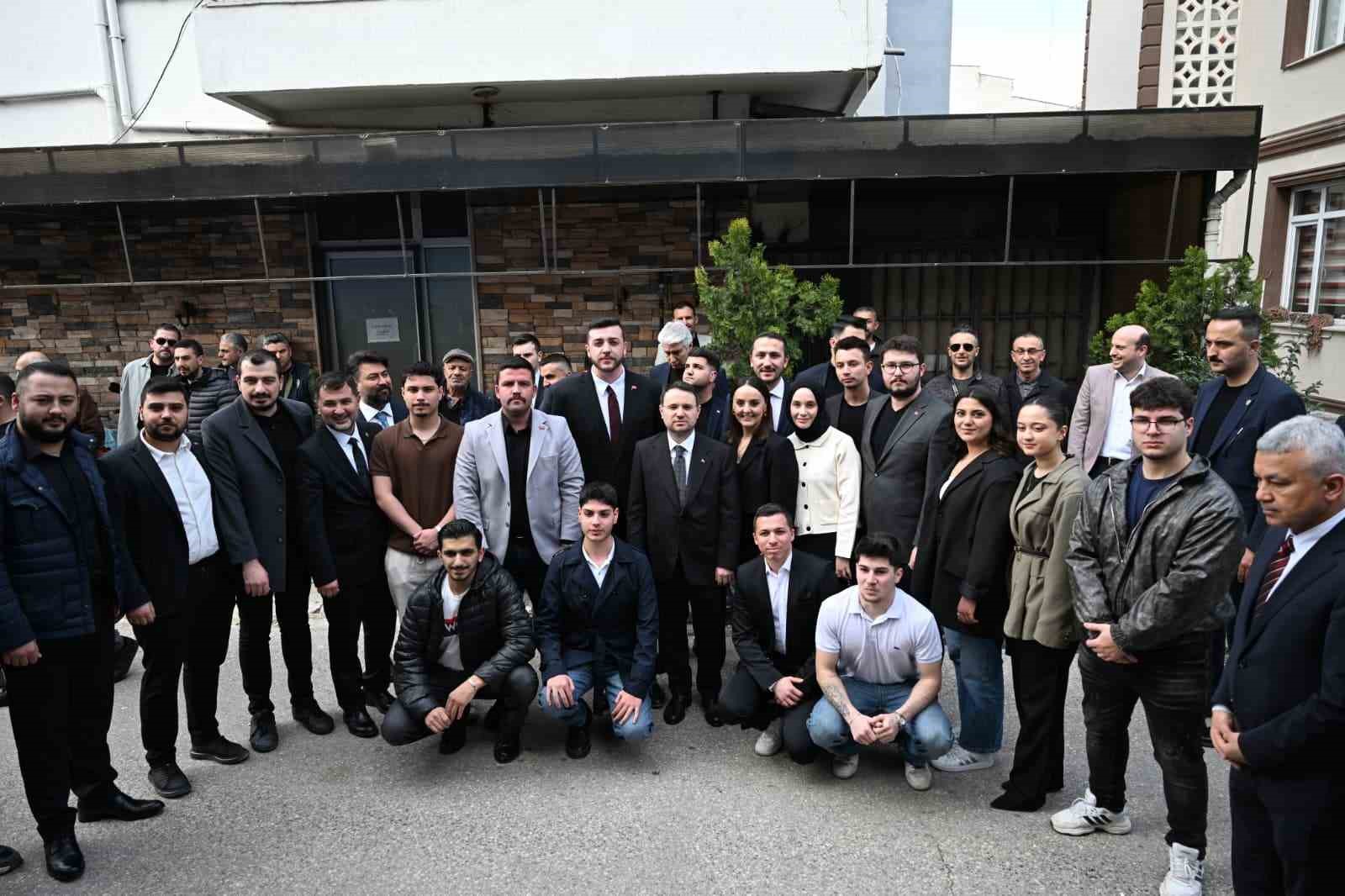 bakan gurlek bu ates cemberinde ulkemiz huzurlu guvenli 3 P2EPuMrt
