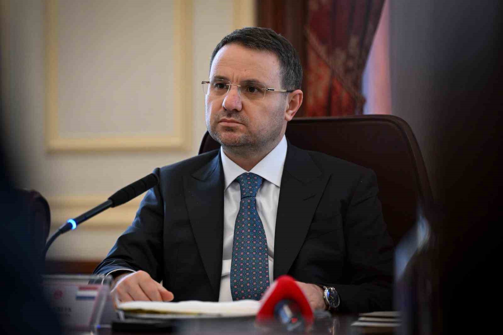 bakan gurlek hollandadan savci kiraz cinayetinin azmettiricisi musa asoglunun iadesini talep etti 0 1dTkFPSE