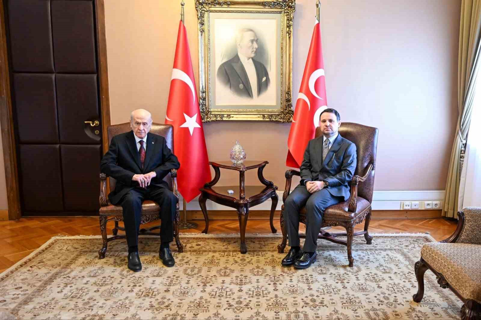 bakan gurlek mhp lideri bahceliyi ziyaret etti 1 vv34JfNO