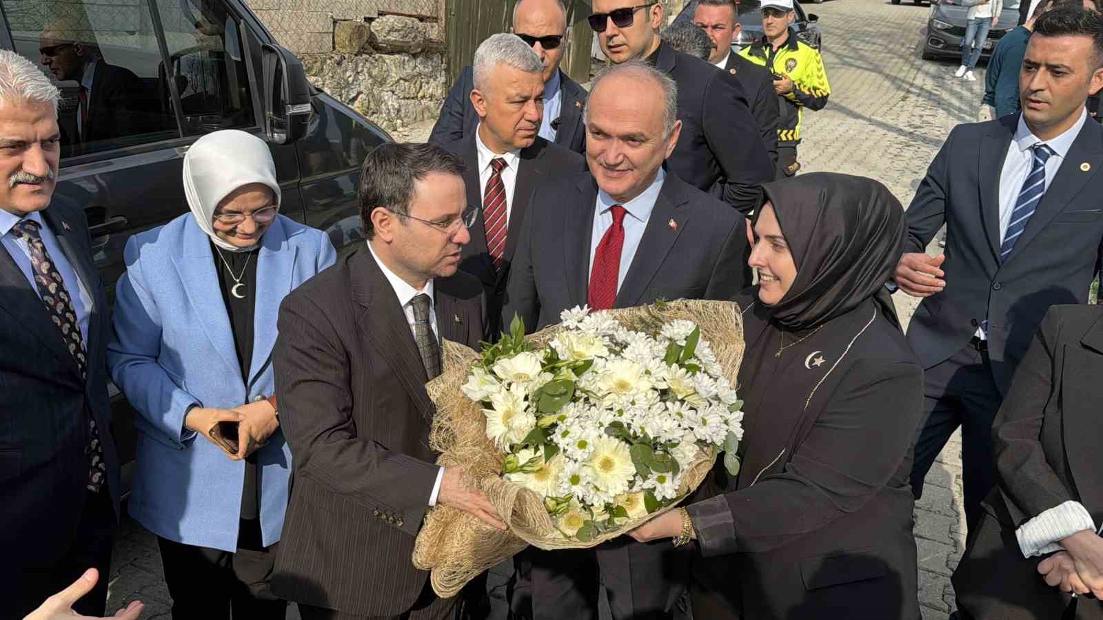 bakan gurlek prusias ad hypium antik kentine hayran kaldi 5 2UuS5Ctf