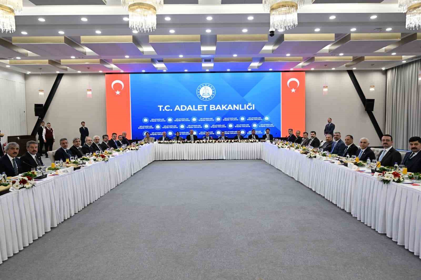 bakan gurlek terorsuz turkiye sureci sahada cok olumlu yansimasi var 1 YBRej6OC