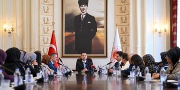 bakan-gurlek-uyusturucu-madde-kullanimi-gunumuzun-en-buyuk-sorunlarindan-biri-P9vk8djX.jpg