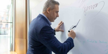 bakan-hakan-fidan-eyleme-ihtiyacimiz-oldugu-kadar-bilgiye-ogrenmeye-tecrube-aktarimina-da-ihtiyacimiz-var-OcuDvMRr.jpg