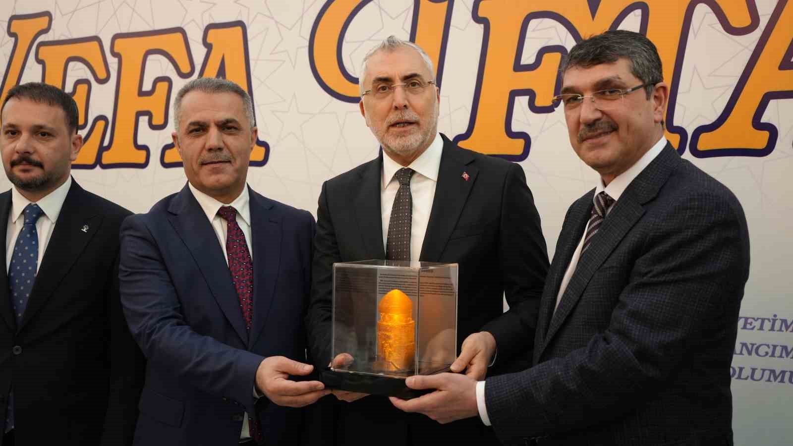 bakan isikhan batmana 2002den bu yana 12 milyar tl tesvik sagladik 4 eOfmkvdg
