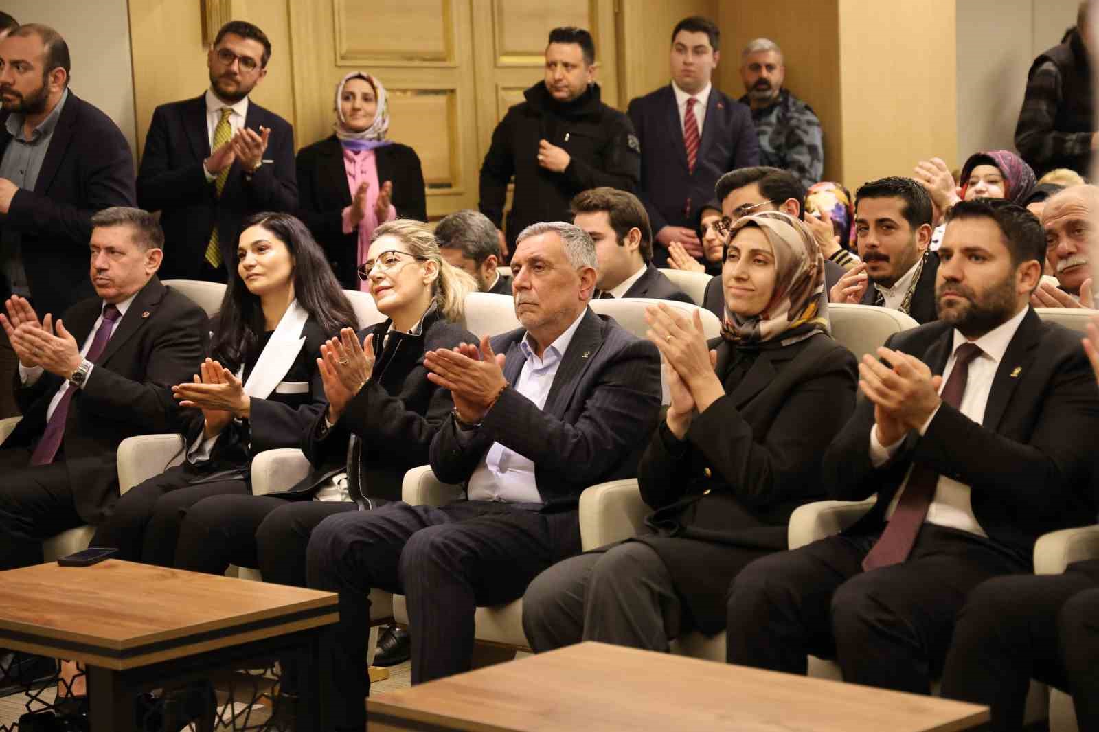 Bakan Işıkhan: "Genç ve kadın işsizlik oranı 13 yılın en düşük seviyesine inmiştir" 8 bakan isikhan genc ve kadin issizlik orani 13 yilin en dusuk seviyesine inmistir 4 25NFOVWO