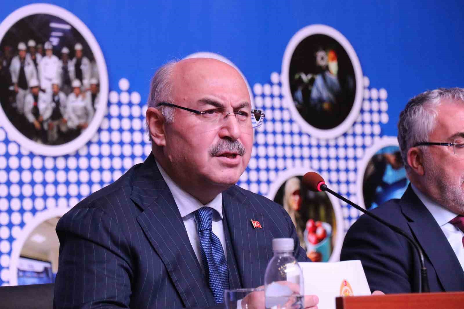 Bakan Işıkhan, gençleri heyecanlandıran müjdeleri ardı ardına verdi 9 bakan isikhan gencleri heyecanlandiran mujdeleri ardi ardina verdi 5 DApeFLQ3