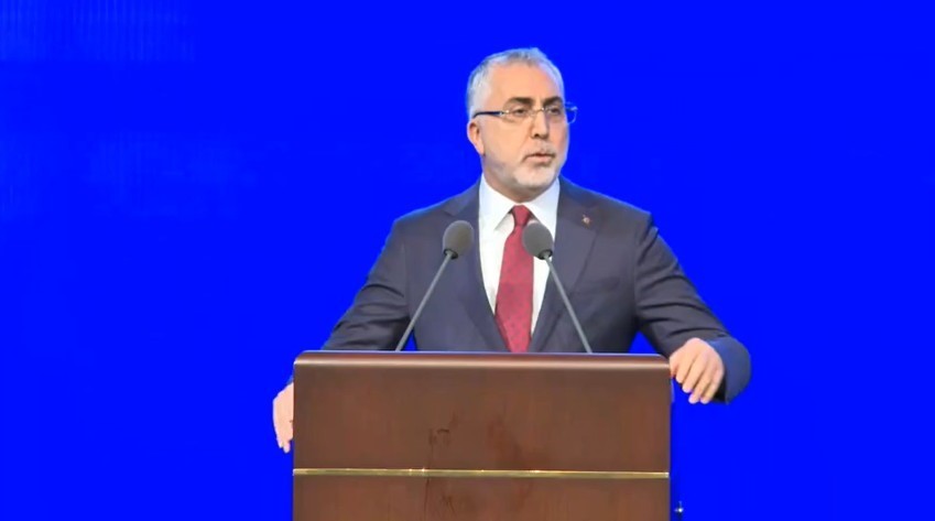 bakan isikhan guc programi calisma ve uretme aliskanligini genclerimize kazandiracak bir program olacaktir 0