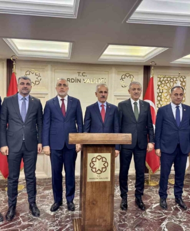 bakan-isikhan-issizlik-oranimiz-gecen-aya-gore-01-puan-azalarak-yuzde-85-oldu-TIBzi4pu.jpg