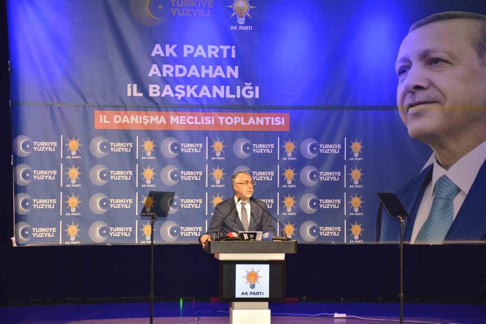 bakan isikhan kalkinma yerelden baslar 0 lt2e8fbX