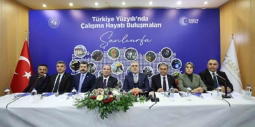 bakan-isikhan-sanliurfada-is-adamlariyla-bulustu-MdOippEz.jpg