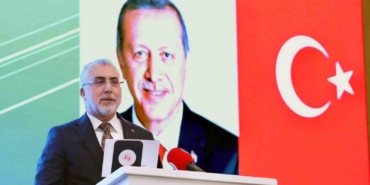 bakan-isikhan-sendikalarimiz-bizim-en-onemli-cozum-ortaklarimiz-arasindadir-ZxLeCfEh.jpg