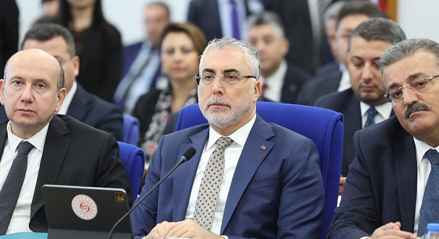 bakan isikhan sgkya borclu olan ilk 10 belediyenin 8i chpli belediyeler 0 19LvjCmW
