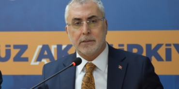 bakan-isikhan-su-anda-dunya-tarihine-yeni-bir-baslik-acildigi-bir-donemden-geciyoruz-i9vc4HaU.jpg