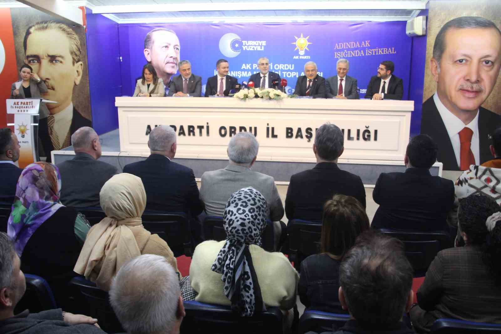 bakan isikhan tuik verilene gore issizlik orani son 25 yilin en dusuk seviyesinde 3 87IOWYkW