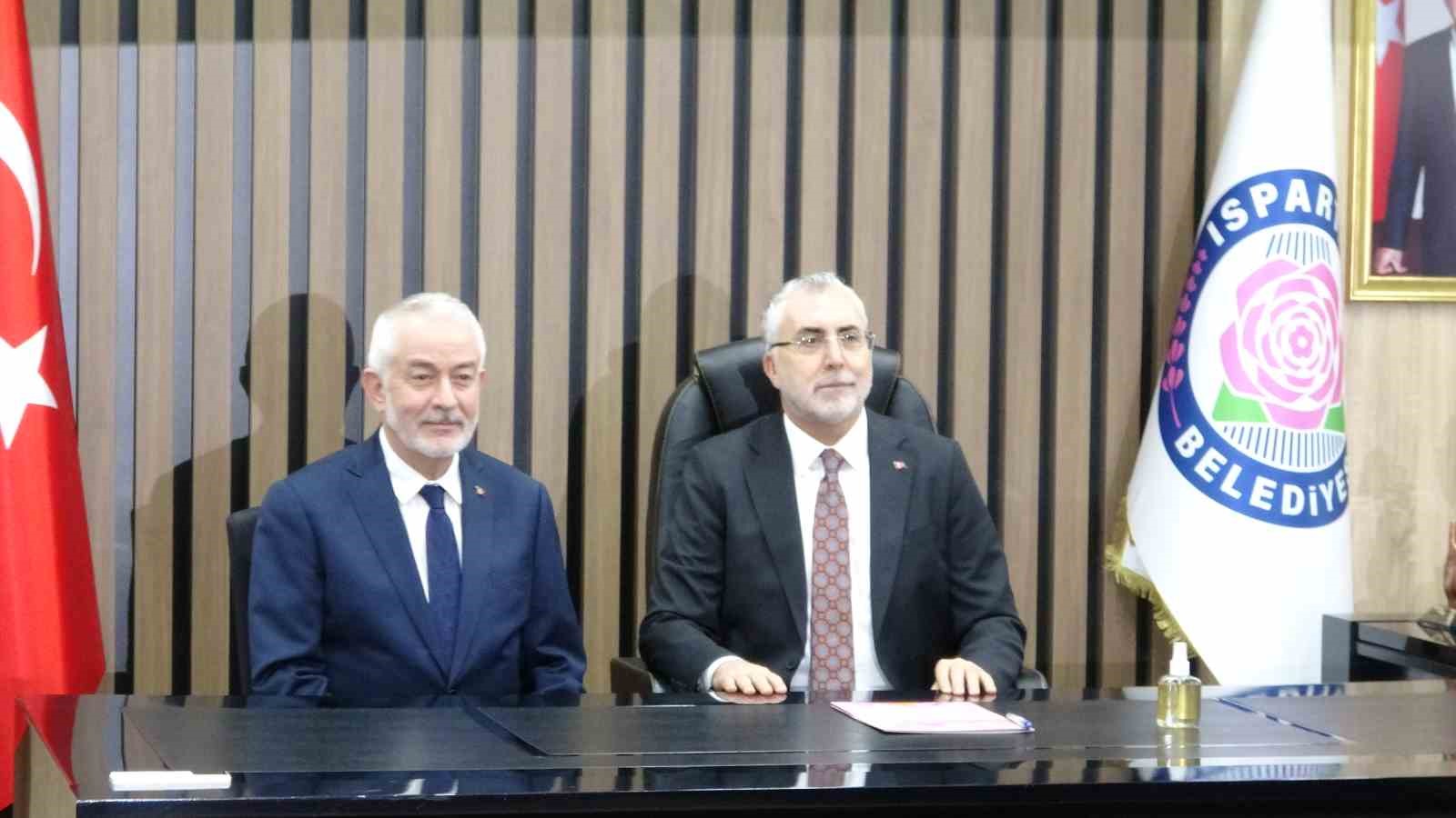 bakan isikhan turkiye 2026 yilinda kadin istihdamini en fazla artiran ulke oldu 5 TUEbf1N9