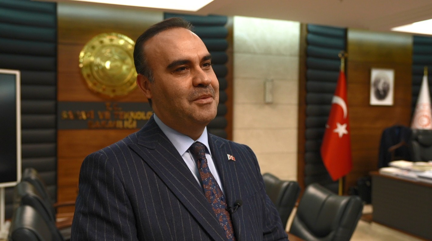 bakan kacir 17 bilim insani antarktikada ozellikle iklim degisikligine yonelik nitelikli arastirmalar gerceklestirecekler 2 gV4m9WJb