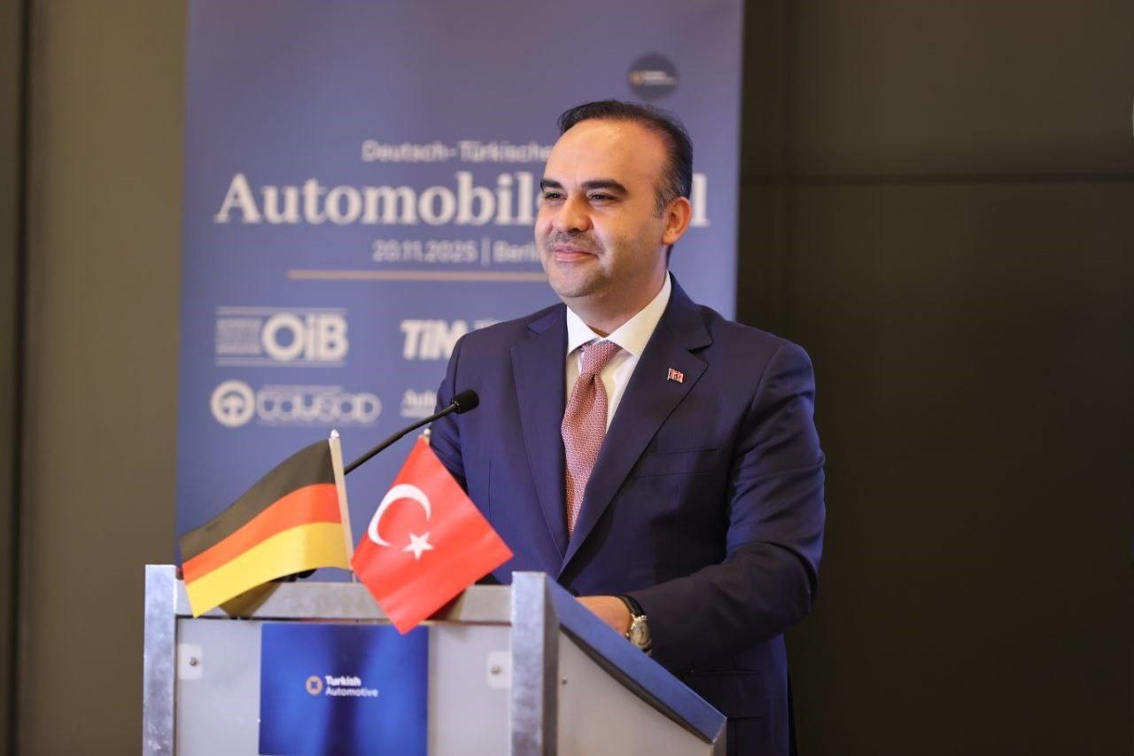bakan kacir alman firmalarini turkiyenin sundugu guclu yatirim zeminine davet ediyoruz 1 Rna1d7qb
