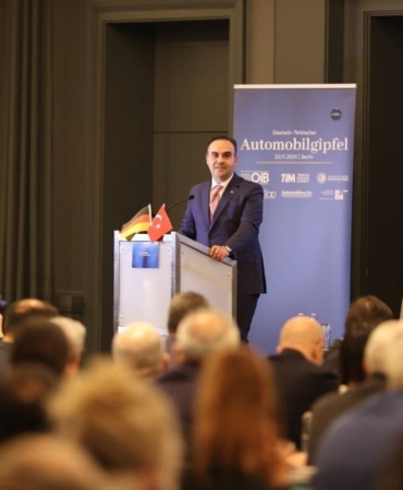 bakan-kacir-alman-firmalarini-turkiyenin-sundugu-guclu-yatirim-zeminine-davet-ediyoruz-wVM36gWI.jpg