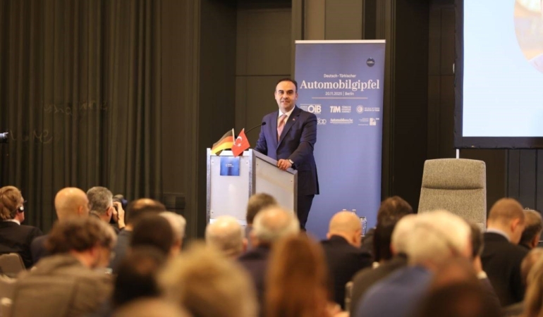 bakan-kacir-alman-firmalarini-turkiyenin-sundugu-guclu-yatirim-zeminine-davet-ediyoruz-wVM36gWI.jpg