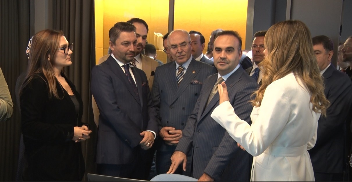 bakan kacir ardventure tekmer girisimlerin kuresel markalara donusmesi icin guclu bir zemin olusturacak 3 BqWb4LCD