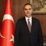 bakan-kacir-fransadaki-1-milyar-dolari-asan-turk-yatirimlari-ve-burada-yasayan-800-binden-h1IYVEsY.jpg