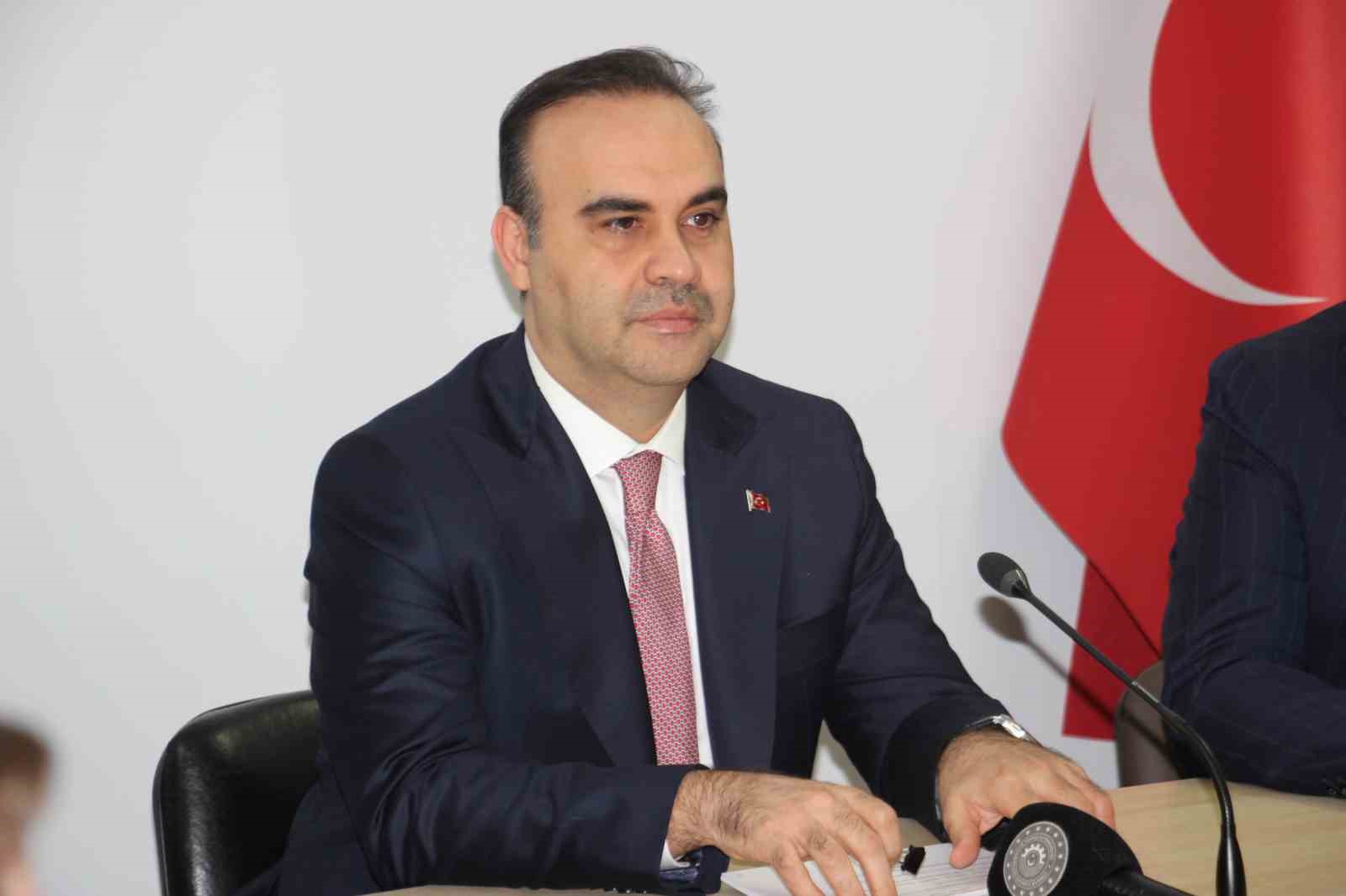 bakan kacir ihracatimizi 273 milyar dolara cikardik 0 SXkzgmR7