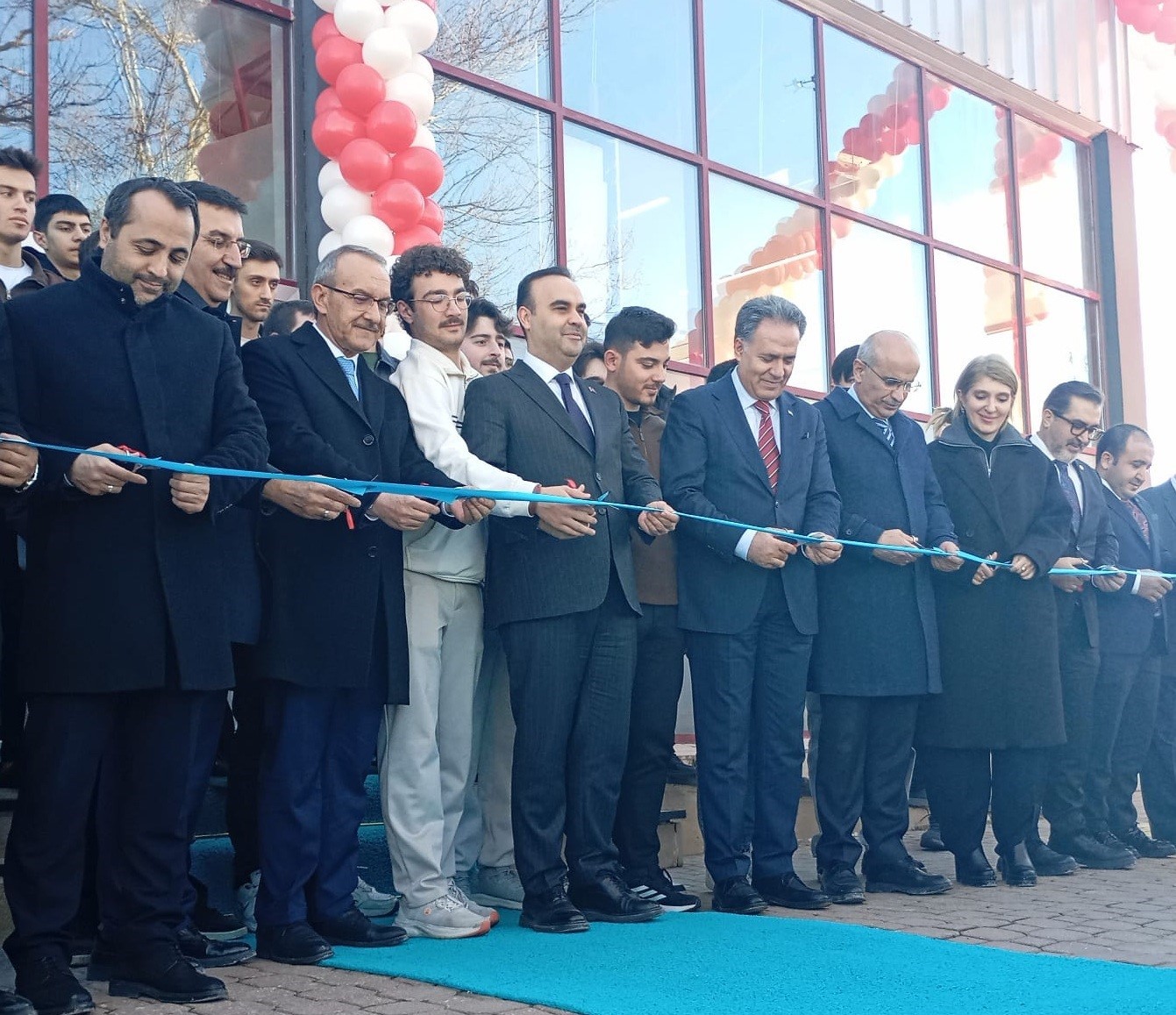 bakan kacir inonu universitesinde milli teknoloji atolyesinin acilisini yapti 2 iql41wzC