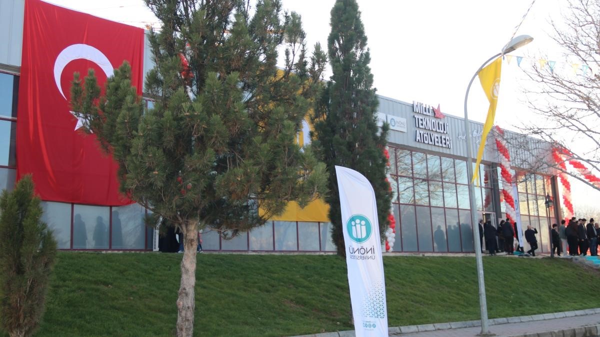 bakan kacir inonu universitesinde milli teknoloji atolyesinin acilisini yapti 3 pEWM5614