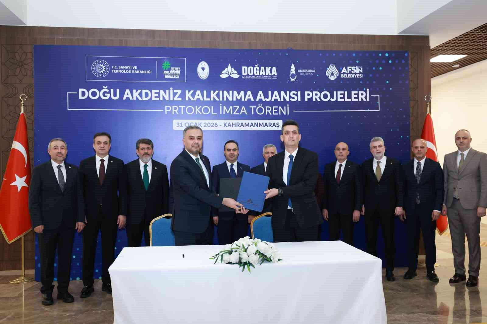 bakan kacir kahramanmarasta sogep projelerinin imza torenine katildi 1