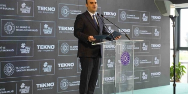 bakan-kacir-kimya-sektorunde-935-milyar-liralik-yatirimin-onunu-actik-pIeNzTIM.jpg