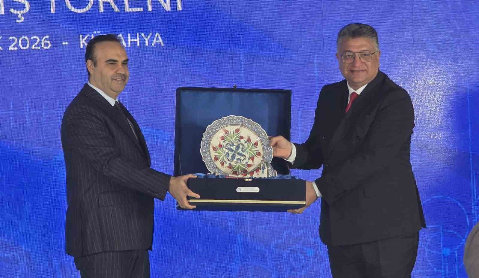 bakan kacir kutahyayi teknoloji ve inovasyonda lider sehirlerden biri haline getirecegiz 1 FC5lRpEl