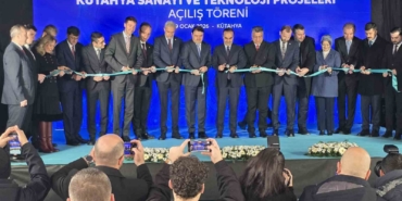 bakan-kacir-kutahyayi-teknoloji-ve-inovasyonda-lider-sehirlerden-biri-haline-getirecegiz-GxmMBZI9.jpg