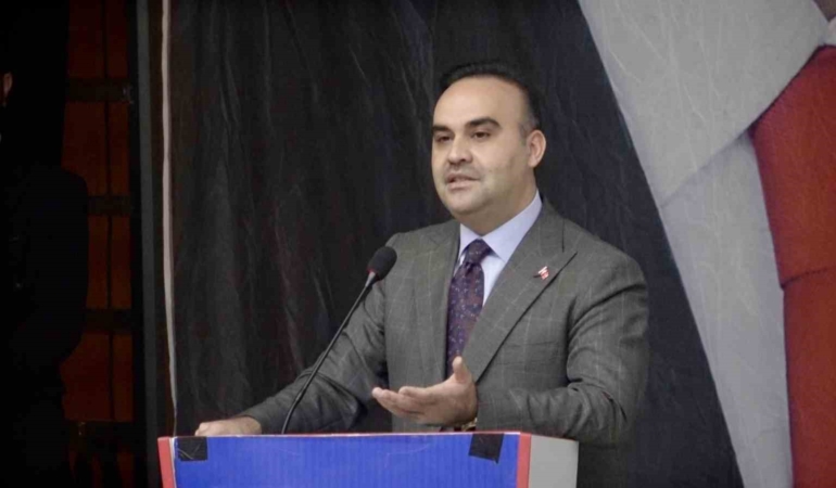 bakan-kacir-turkiye-teknolojiyle-kalkinan-bir-ulke-haline-geliyor-6veOhpYE.jpg