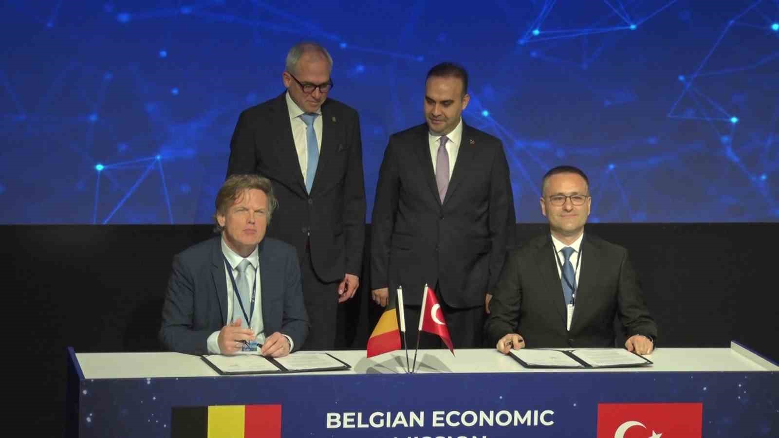 bakan kacir turkiye uretime baktigimiz zaman ozellikle askeri kullanimda dronlarda lider konumunda 2 SvK8g4ts
