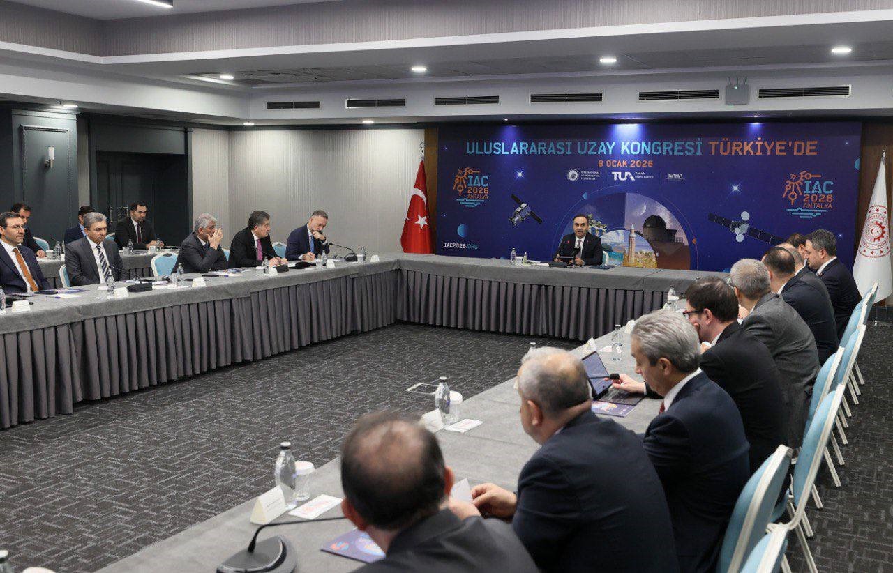 bakan kacir turkiyenin uzay teknolojilerindeki yukselisini dunyaya duyuracak dev bir etkinlige imza atacagiz 3 j48f7g9C