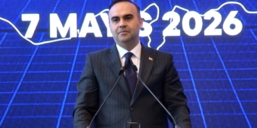 bakan-kacir-ulkemiz-en-az-5-uretim-tesisiyle-yillik-20-gigavatin-uzerinde-gunes-hucresi-sDquuPnk.jpg