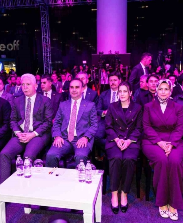 bakan-kacir-yilda-20-milyar-dolar-ar-ge-harcamasi-yapilan-bir-ulkeyiz-KI8FVyIZ.jpg