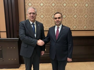 bakan kacir yunan mevkidasi theodorikakos ile bir araya geldi 2 kH4ZYr6z