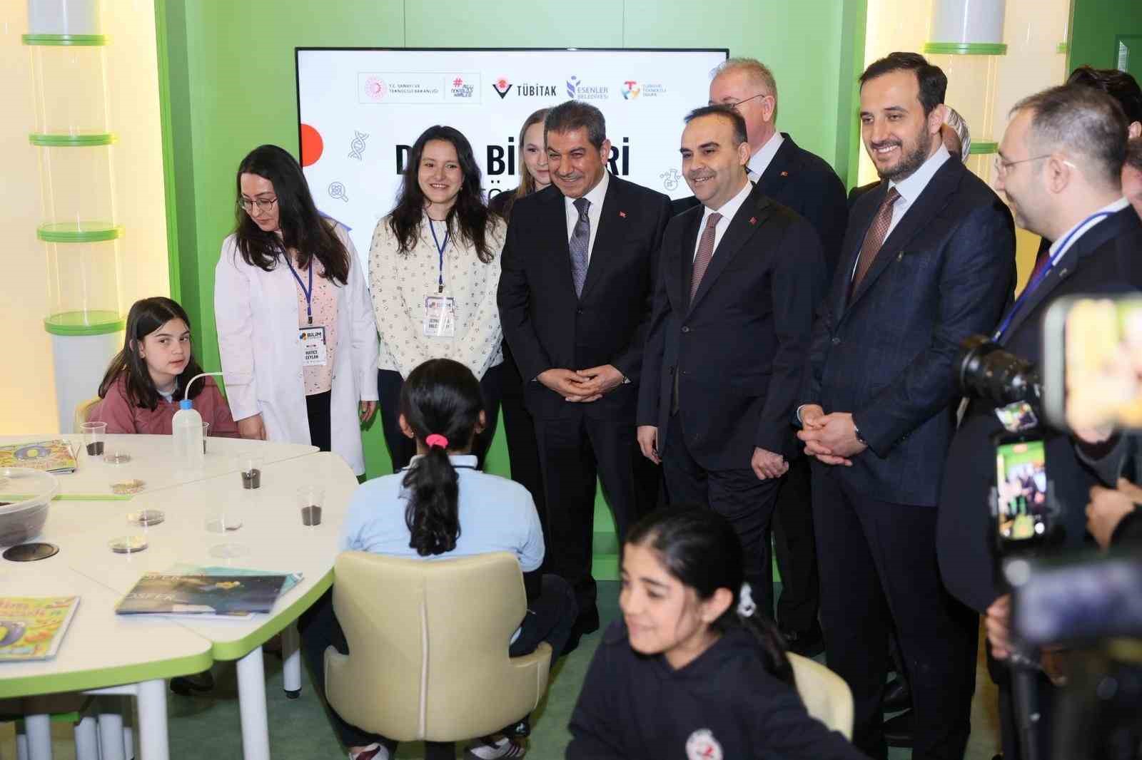 bakan kacirdan esenlere mujde ilceye muhtesem bir teknopark kazandiriyoruz 10 HS7rQjg4