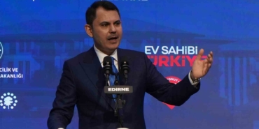 bakan-kurum-11-ilimizde-es-zamanli-calisarak-bir-avrupa-ulkesi-buyuklugundeki-alani-yeniden-insa-rLED37tr.jpg
