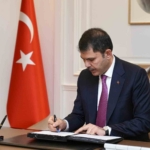 bakan-kurum-12-bin-800-yavru-flamingo-tuz-golunde-yasam-buldu-LSMH4JQO.jpg