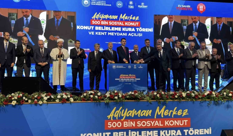 bakan-kurum-adiyaman-yikildigi-yerden-dogruldu-TBRugTgT.jpg