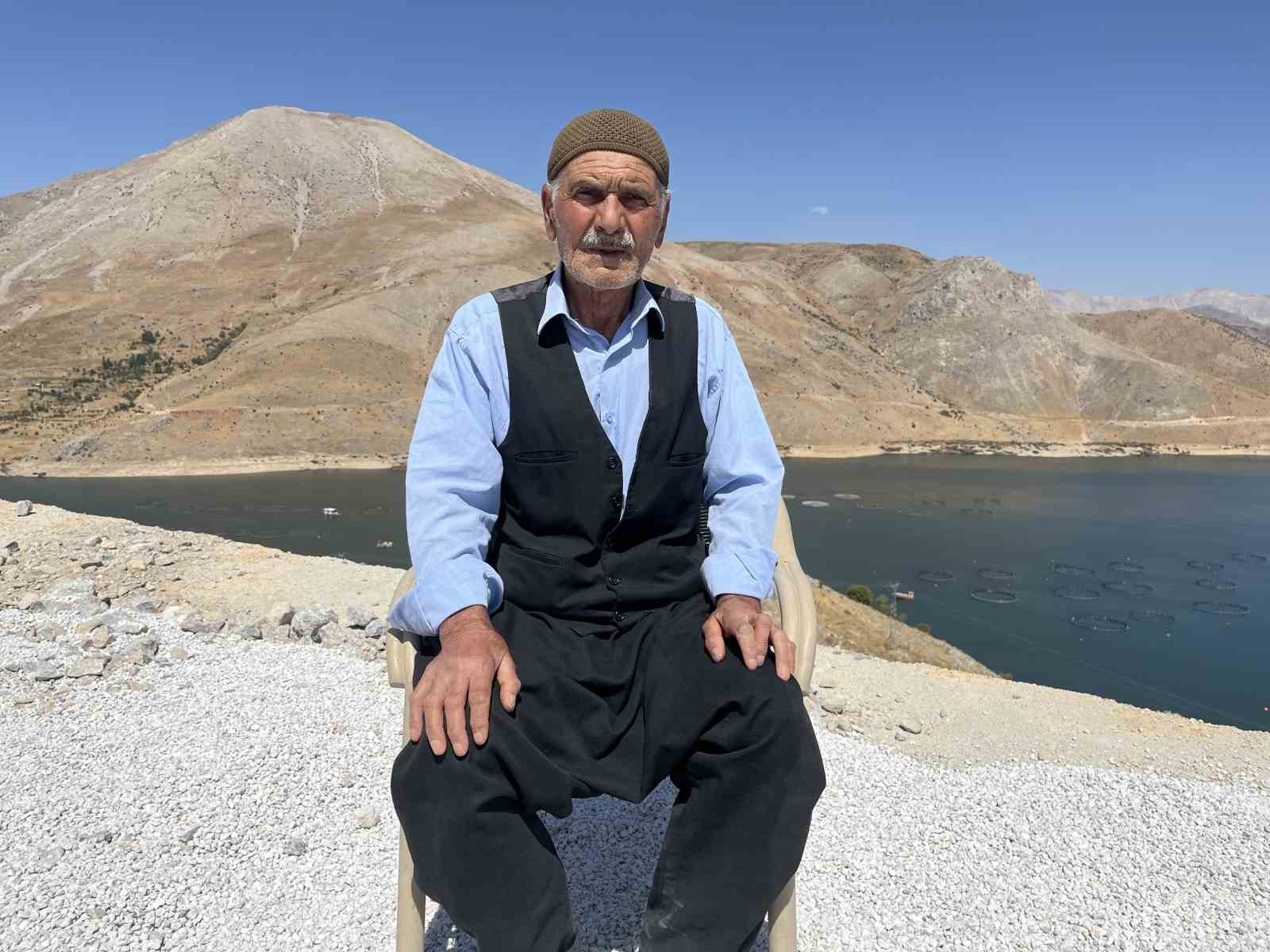 bakan kurum adiyamanda depremden sonra insa edilen koy evlerini paylasti 2 fwbRGsbm