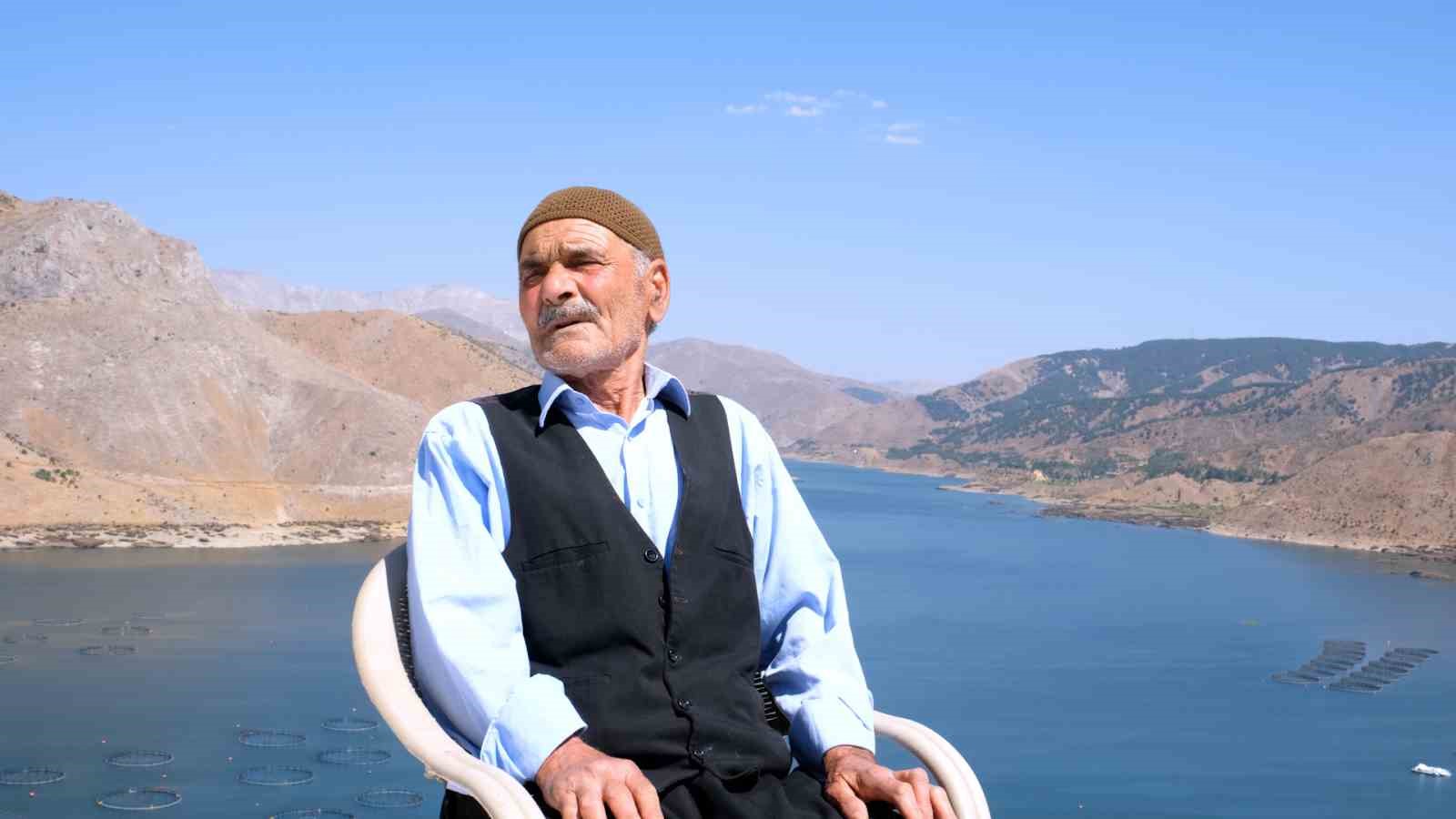 bakan kurum adiyamanda depremden sonra insa edilen koy evlerini paylasti 9 SlEi82uK